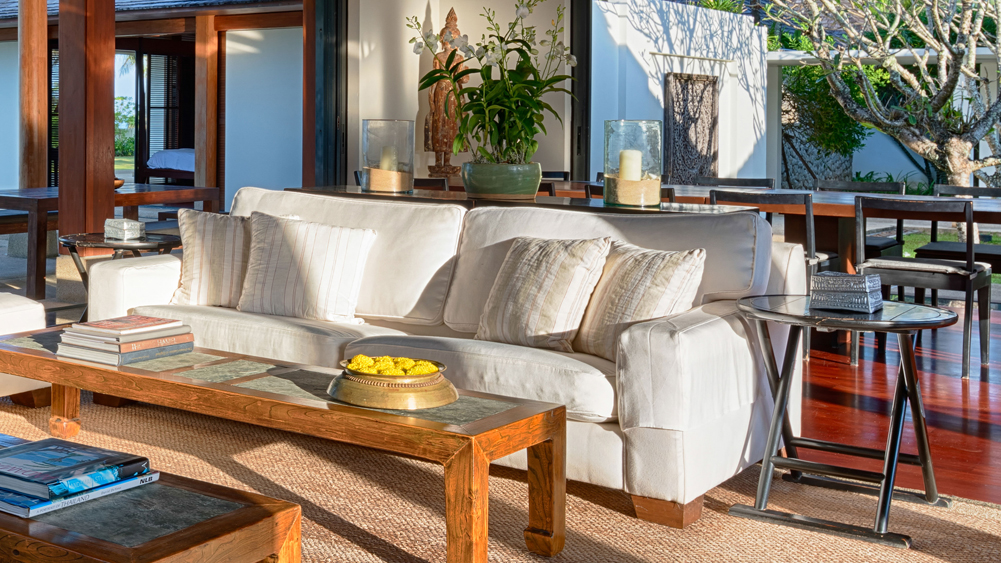 Jivana Beach Villas - Natai Beach Phuket - Villa Ananda - Comfortable living area